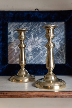 Coppia di candelieri in ottone - immagine 6